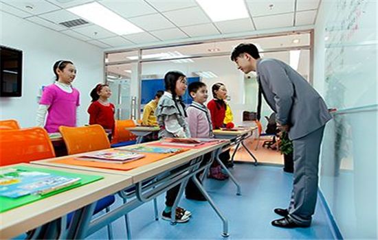 美术培训招生班怎样能快速的招到学生